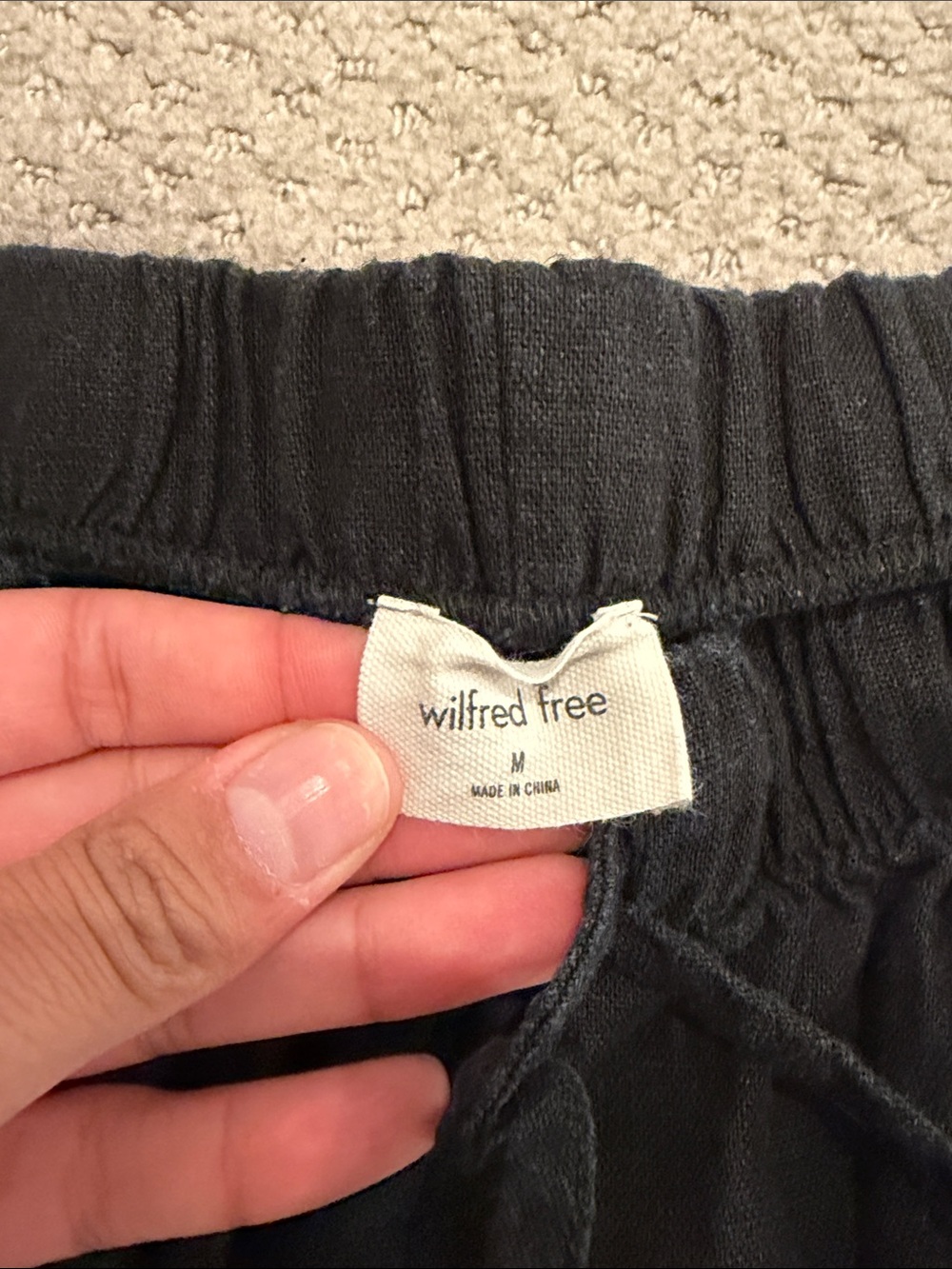 Aritzia Wilfred Black Linen Pants - Picture 2 of 4